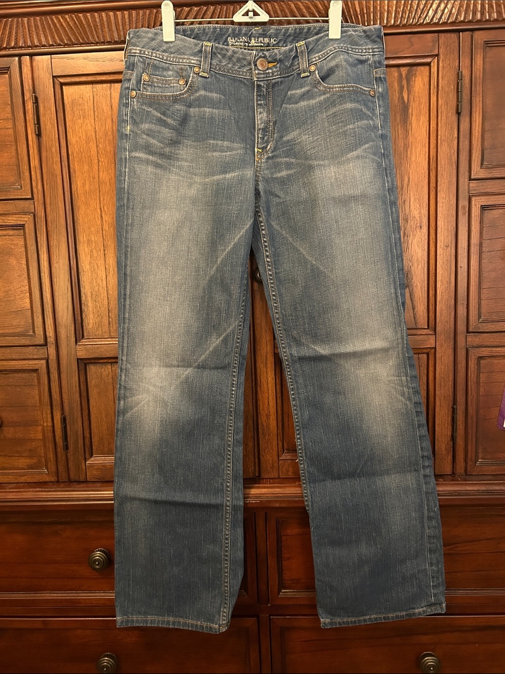 Banana Republic Women’s Medium Blue Straight Jeans